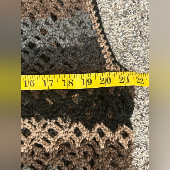 Afghan Granny style crocheted hooded duster in neutral colors S\M - Picture 7 of 8